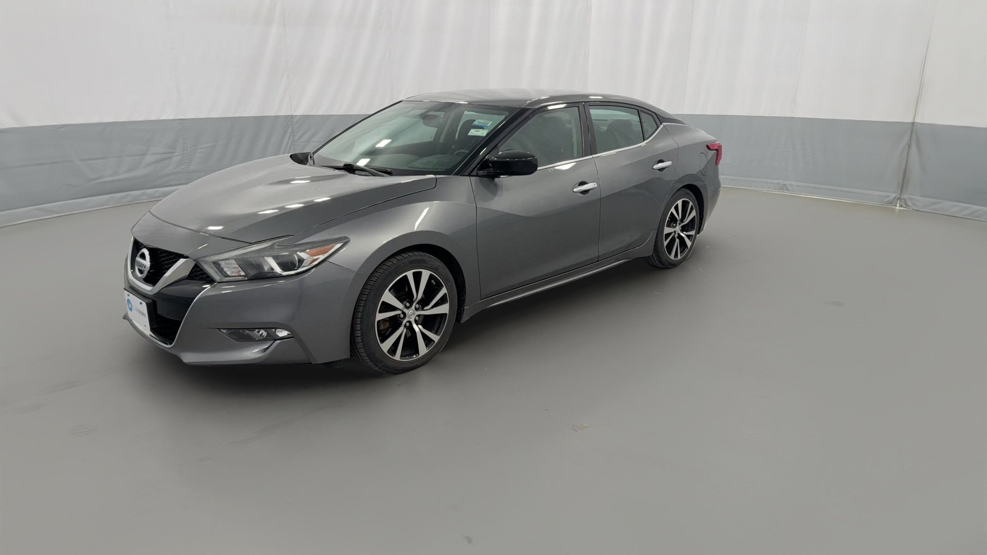 2018 Nissan Maxima vehicle photo