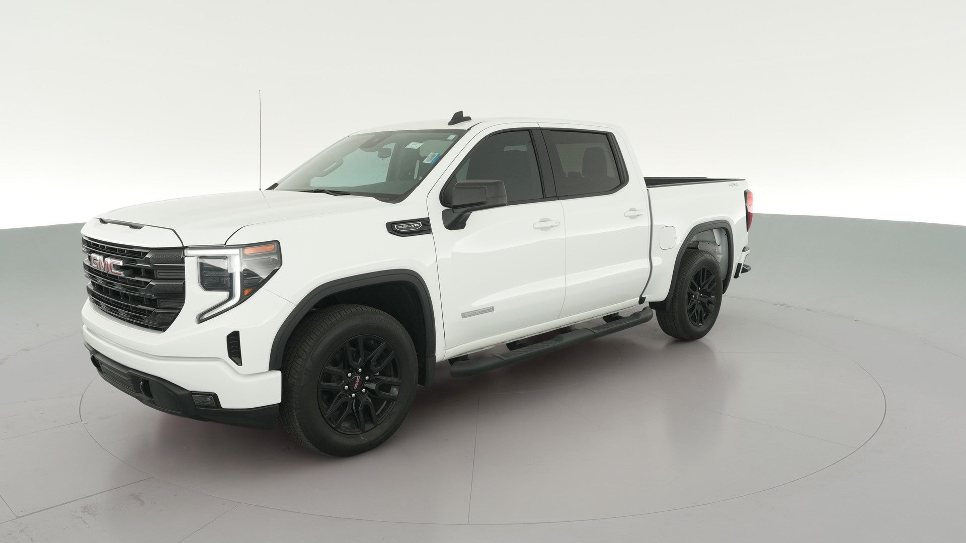 2025 GMC Sierra 1500 Crew Cab vehicle photo