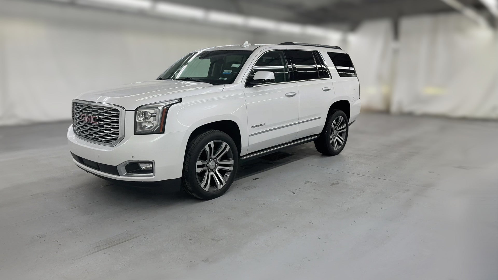 2019 GMC Yukon vehicle photo