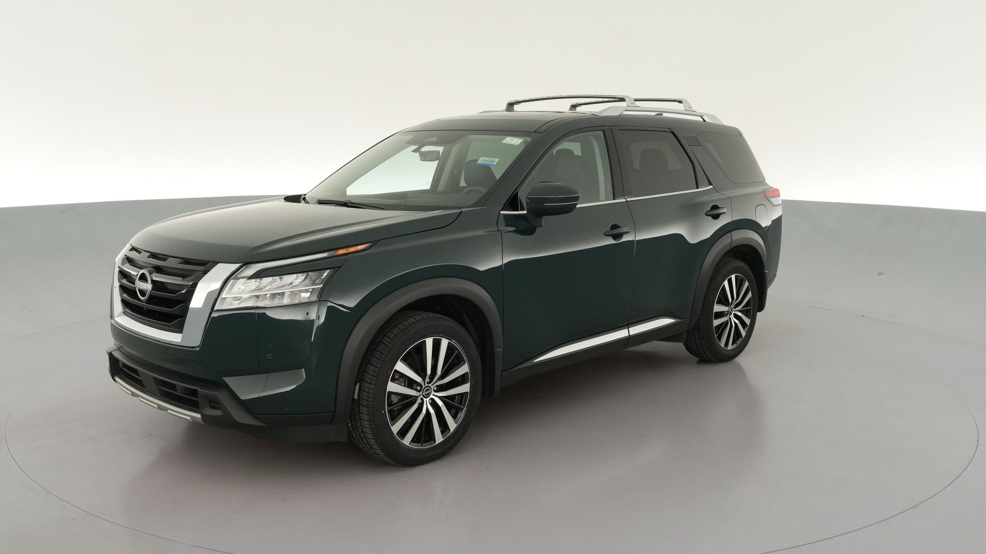 2024 Nissan Pathfinder vehicle photo