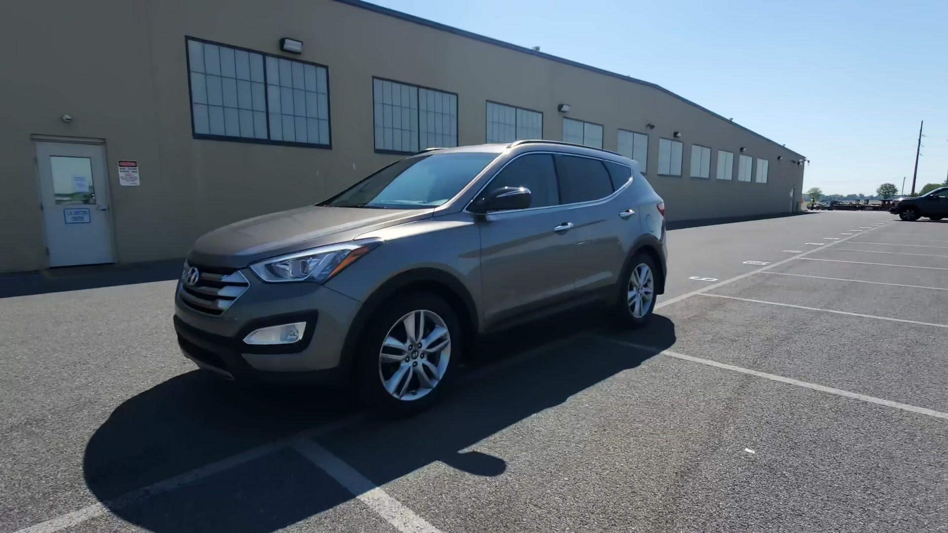 2014 Hyundai Santa Fe Sport vehicle photo
