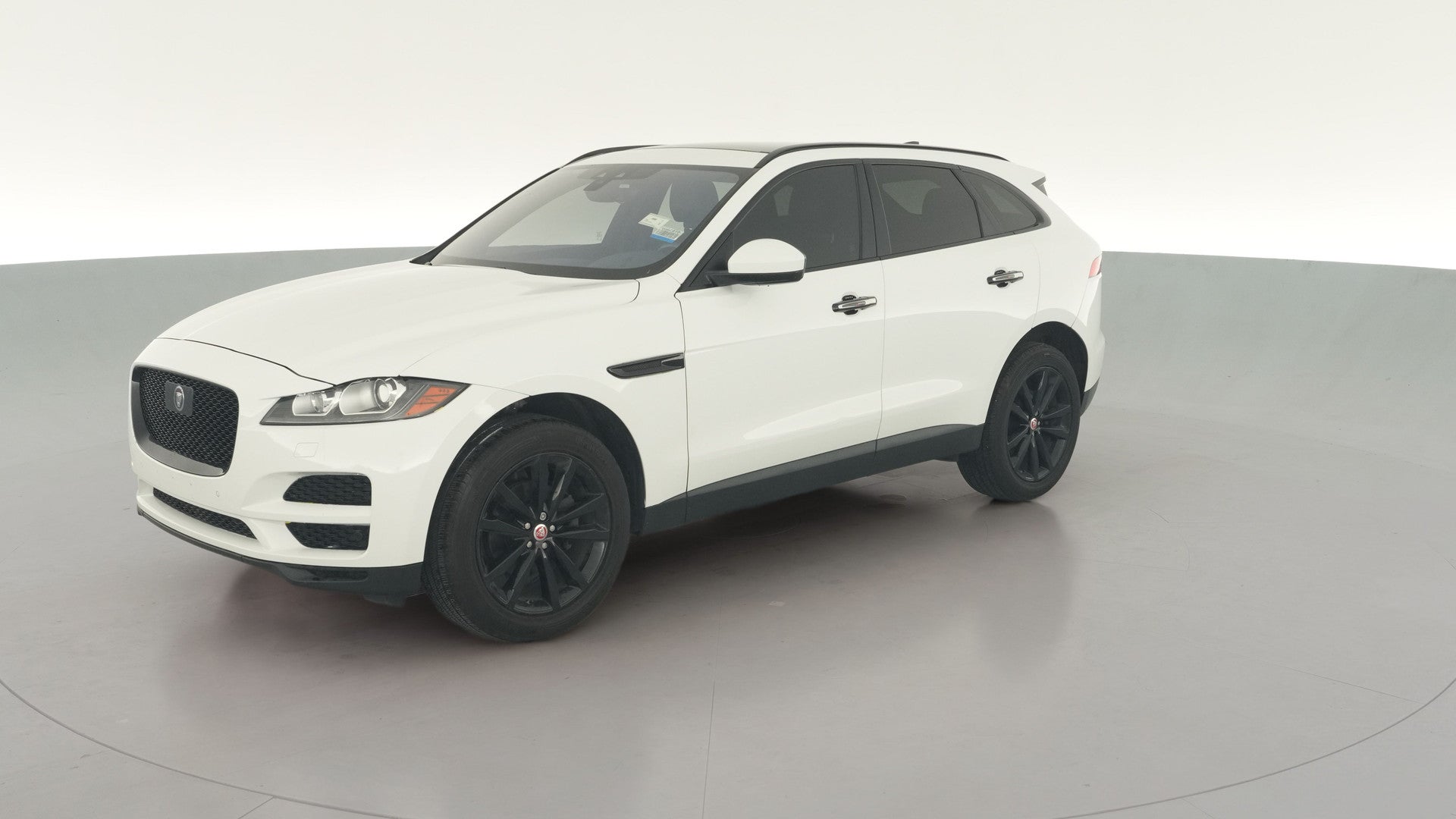 2020 Jaguar F-PACE vehicle photo