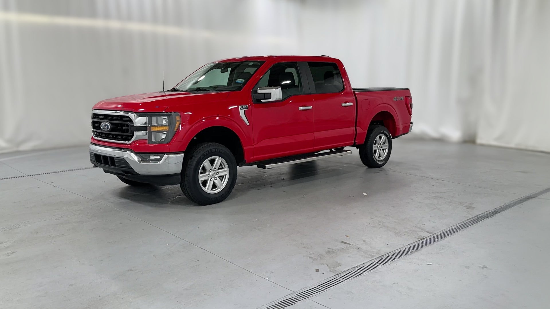 2023 Ford F150 SuperCrew Cab vehicle photo