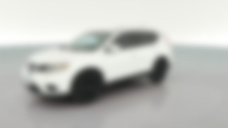 2015 Nissan Rogue vehicle photo