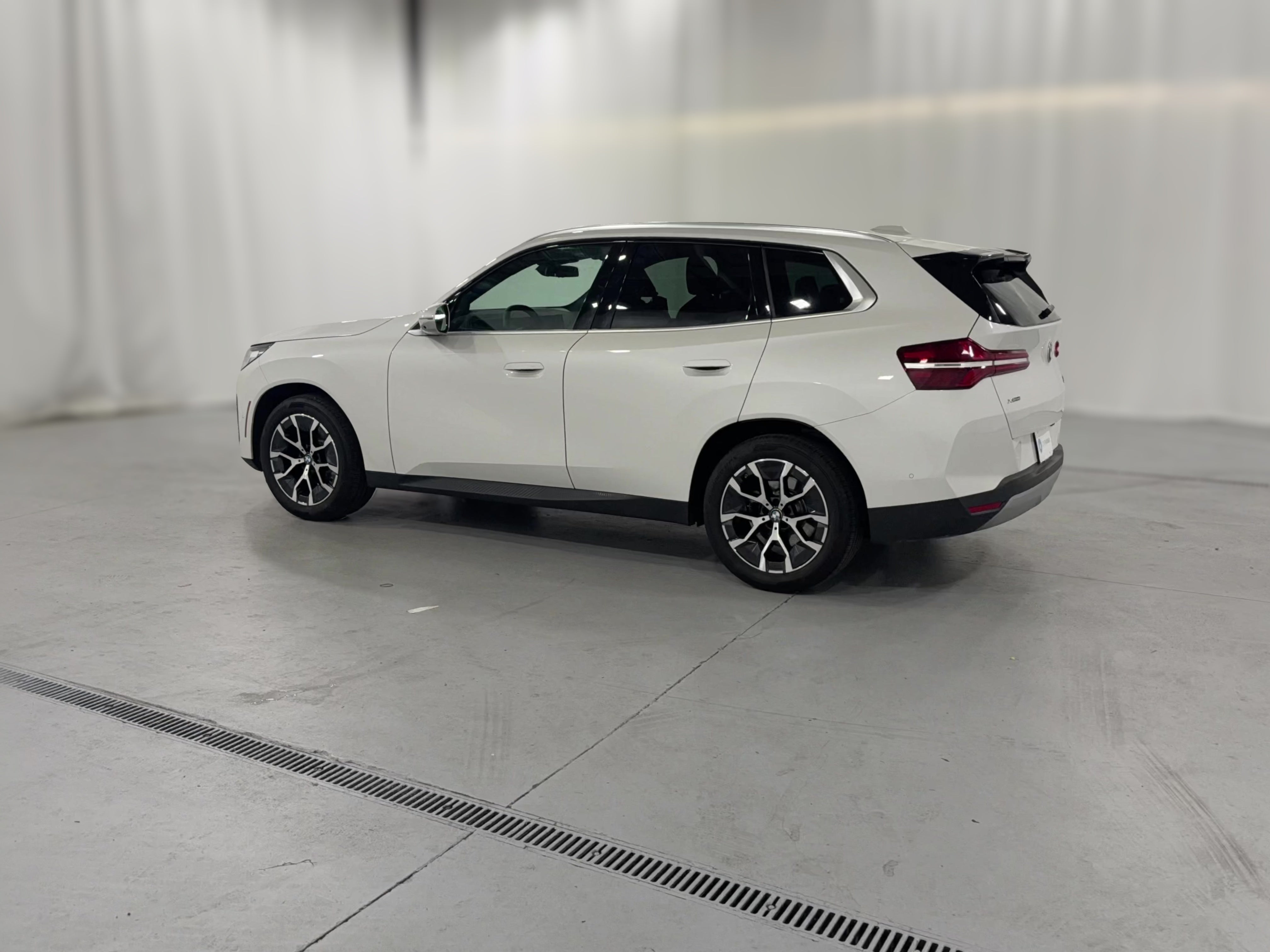 2026 BMW X3 30 - Photo 26