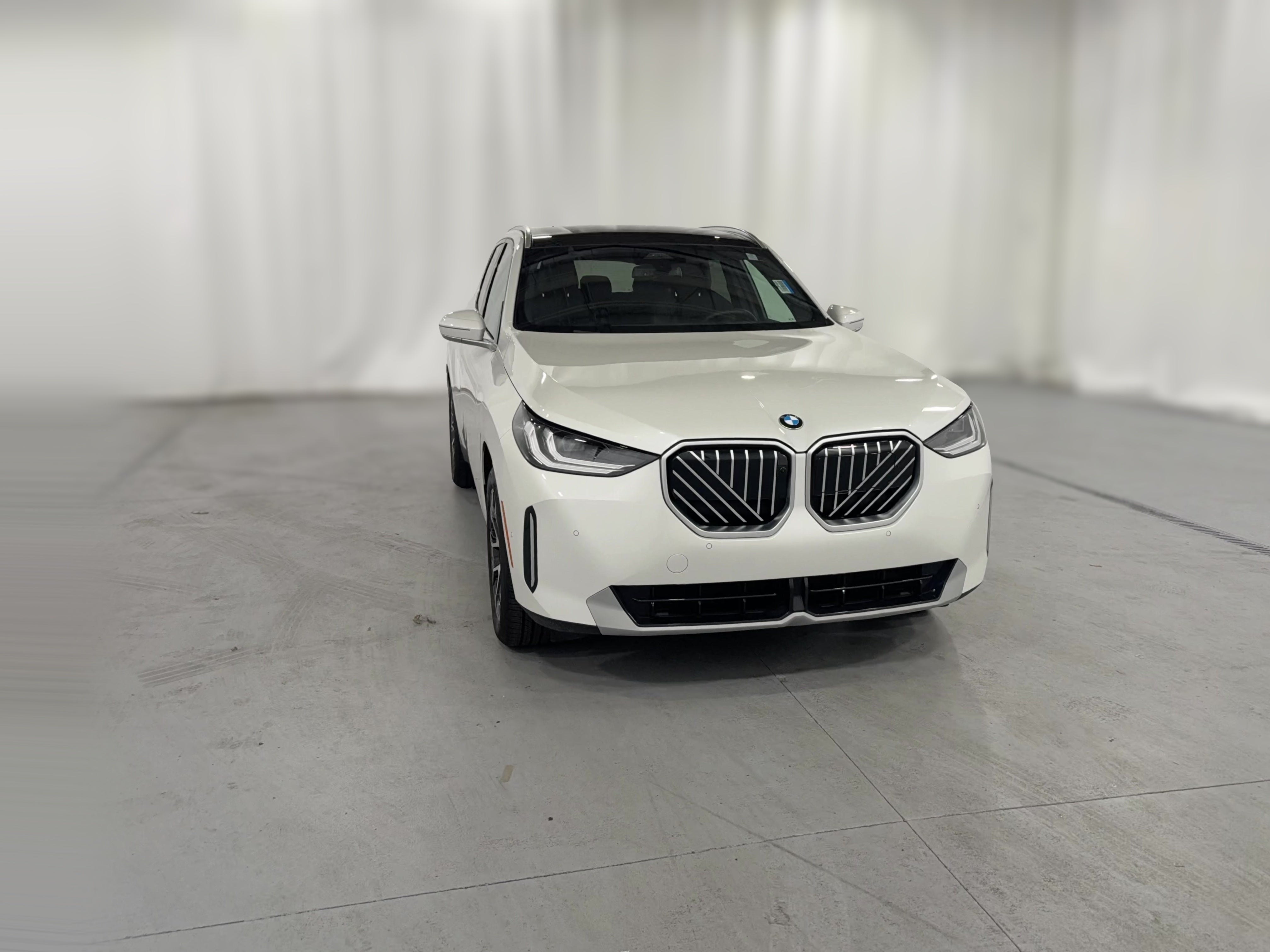 2026 BMW X3 30 - Photo 36