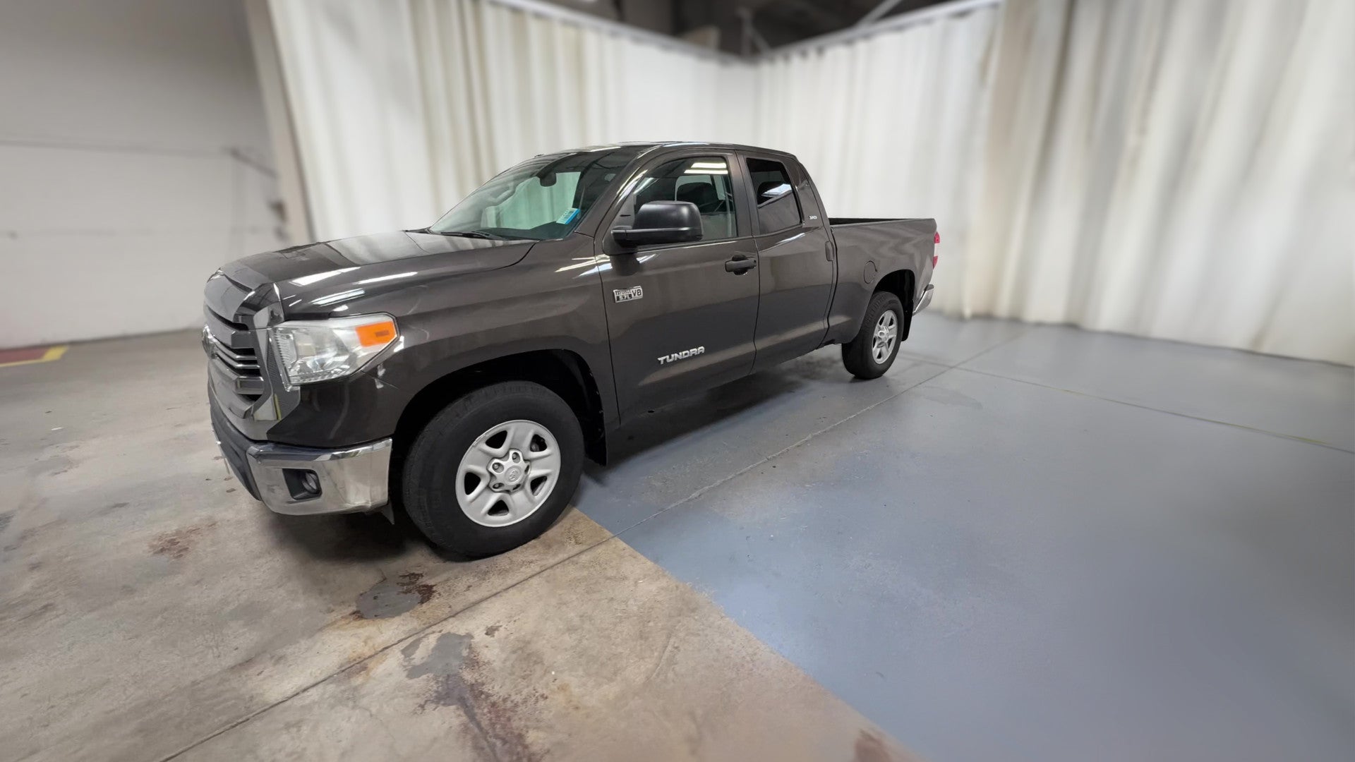 2016 Toyota Tundra Double Cab vehicle photo