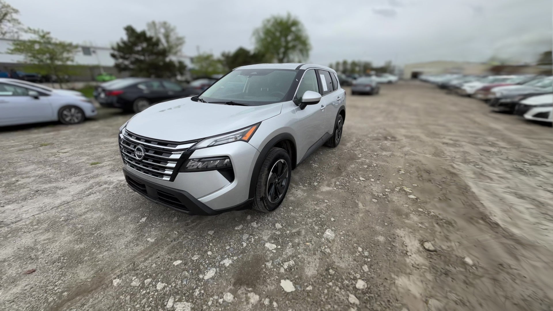 2025 Nissan Rogue vehicle photo