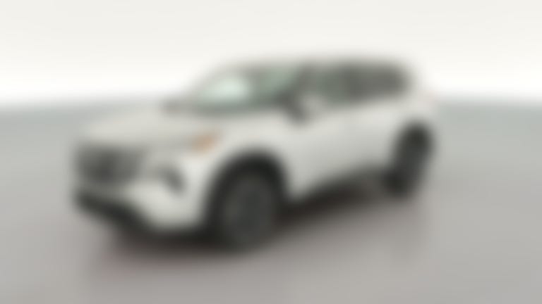 2025 Nissan Rogue vehicle photo