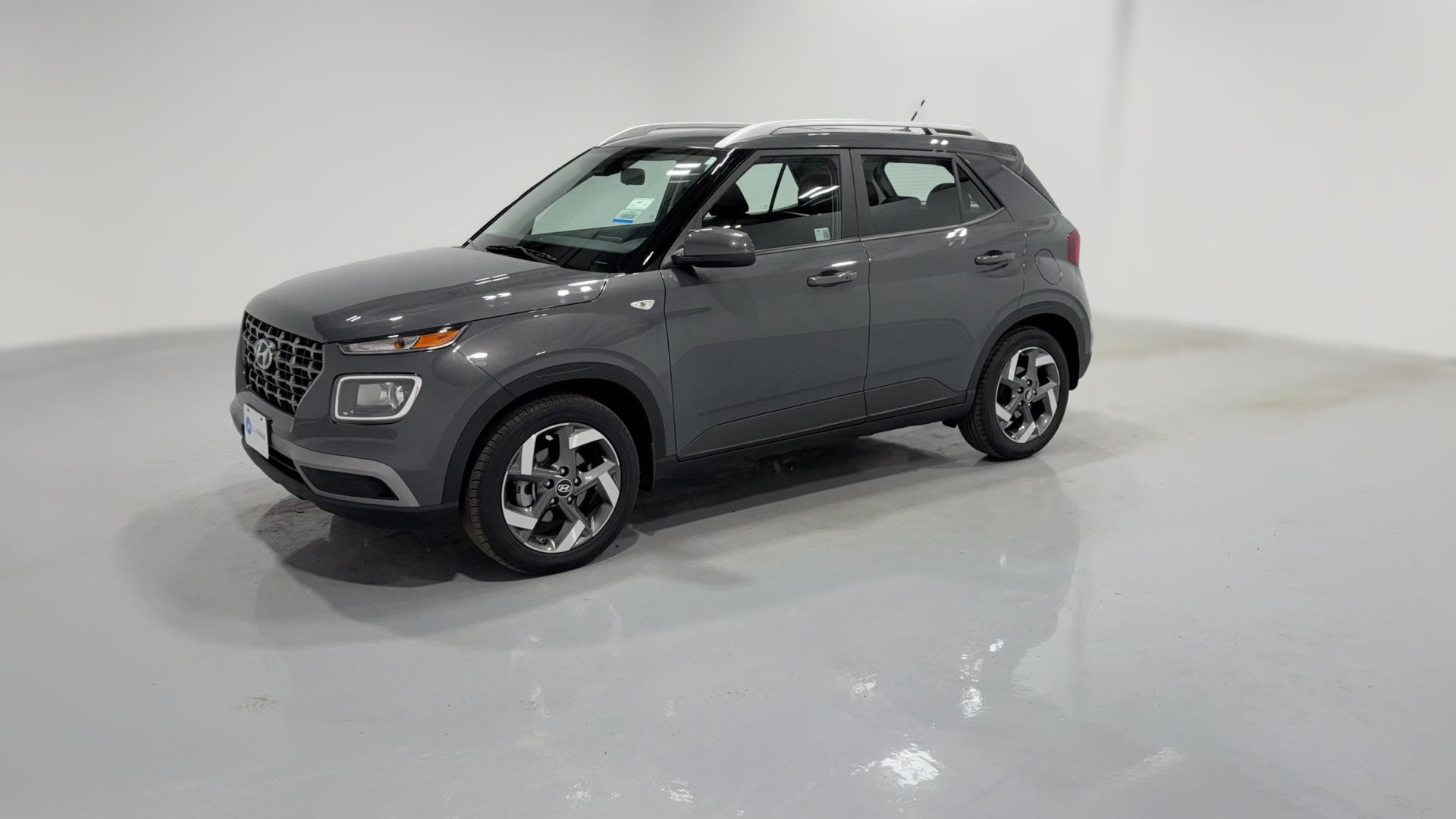 2025 Hyundai Venue vehicle photo