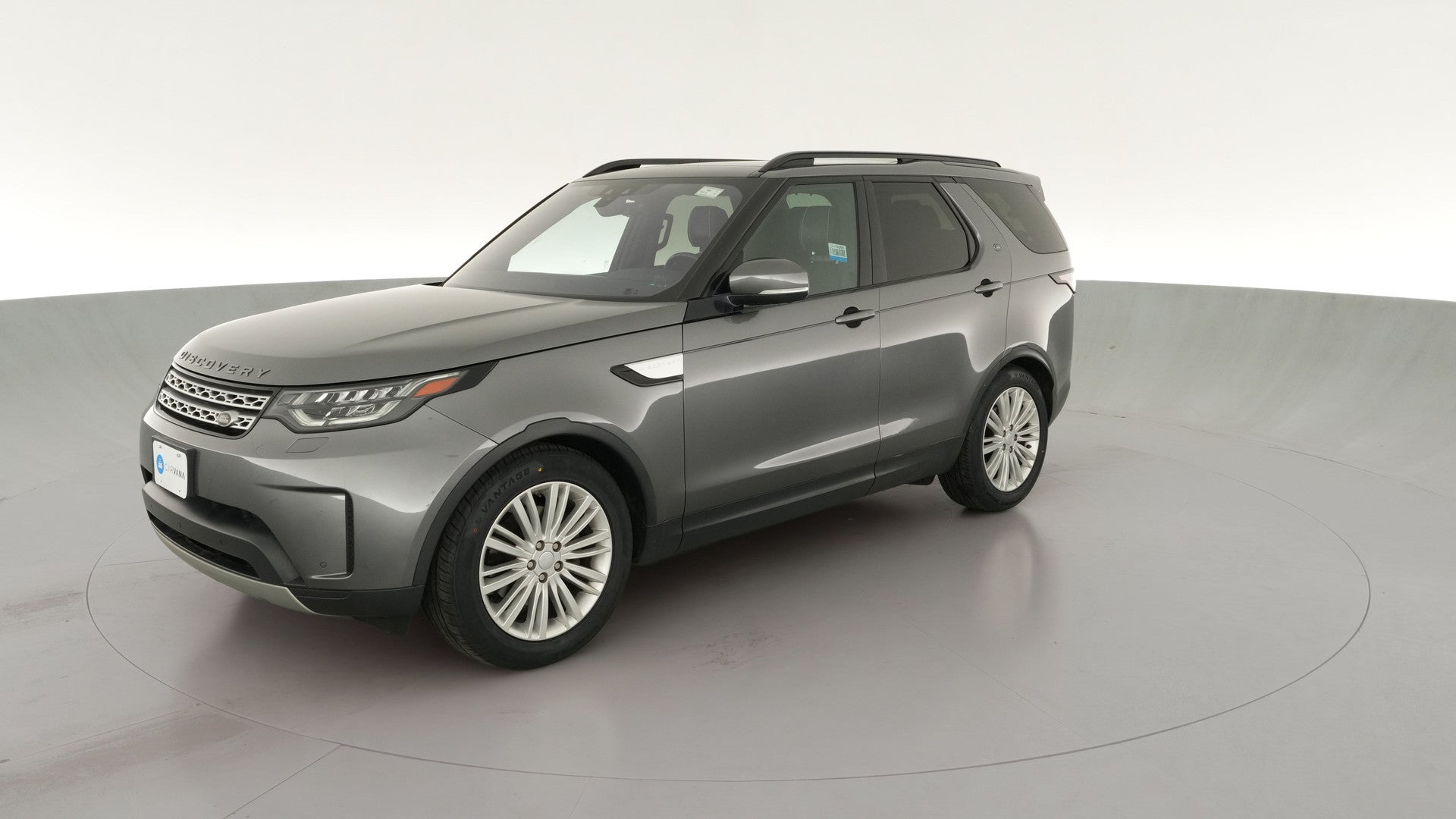 2018 Land Rover Discovery vehicle photo