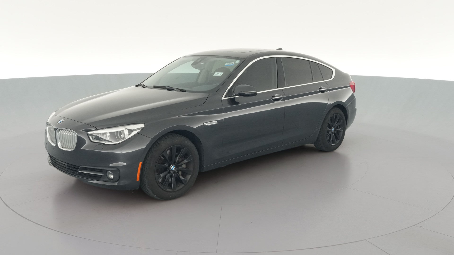 2016 BMW 5 Series vehicle photo