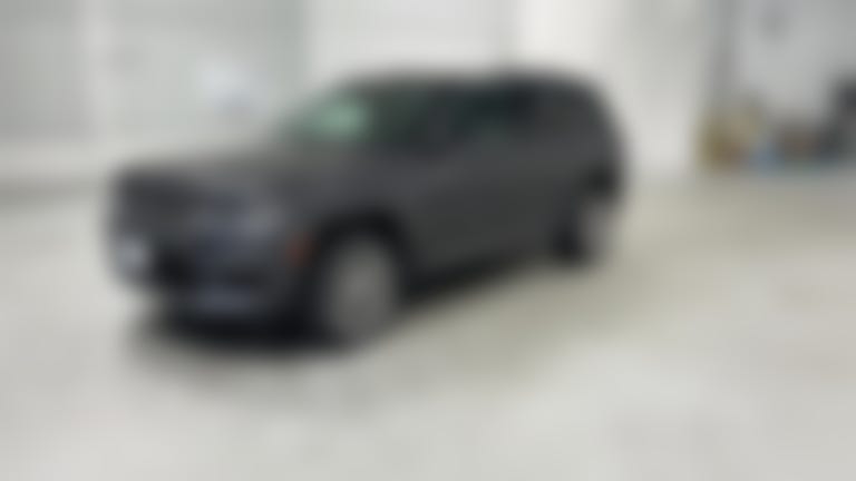 2022 Jeep Grand Cherokee vehicle photo