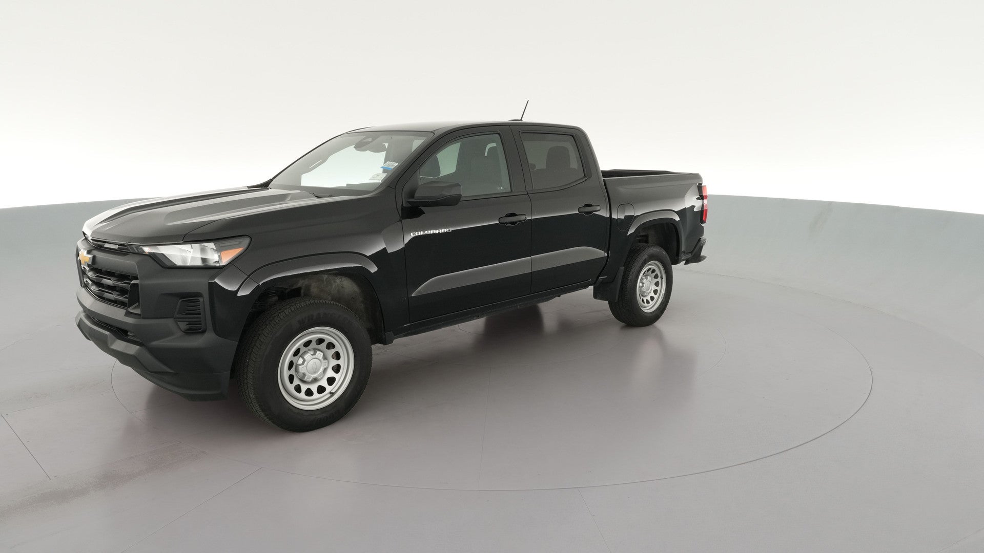 2024 Chevrolet Colorado Crew Cab vehicle photo