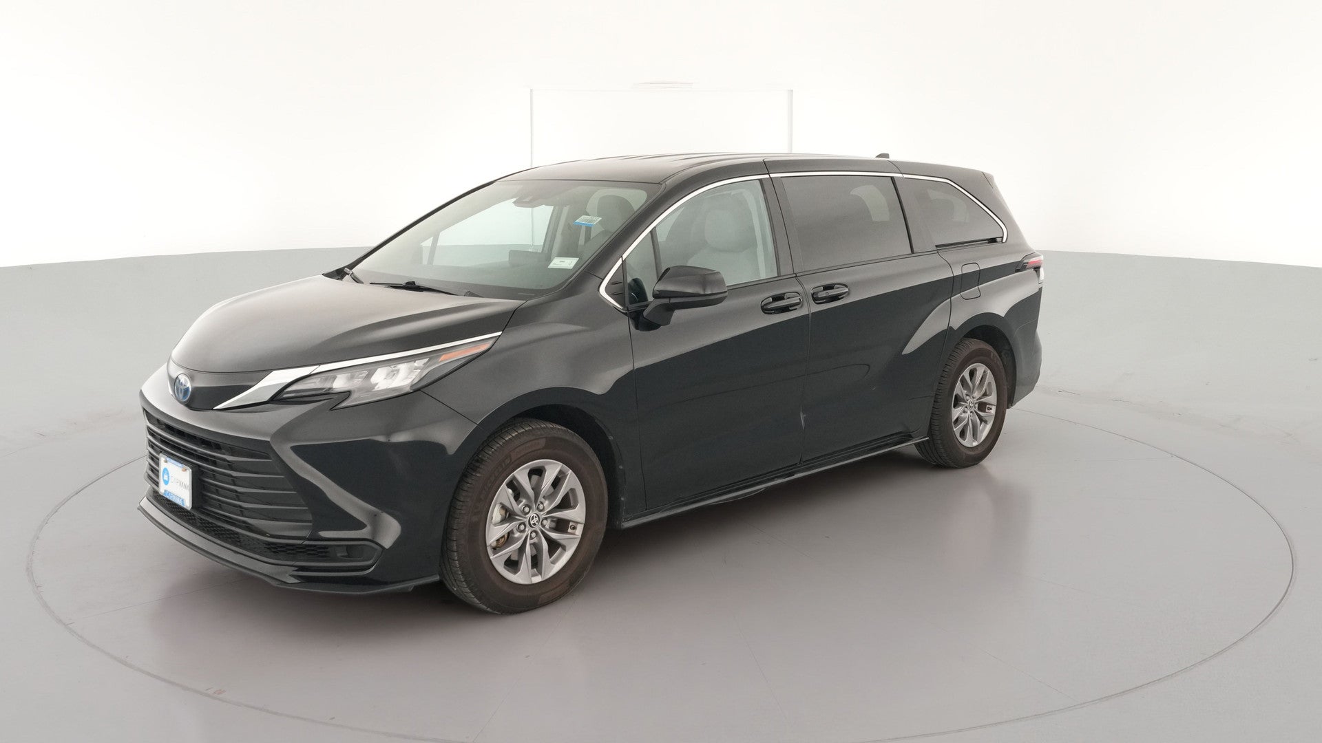 2024 Toyota Sienna vehicle photo
