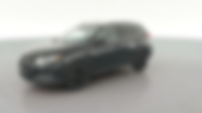 2019 Nissan Rogue vehicle photo