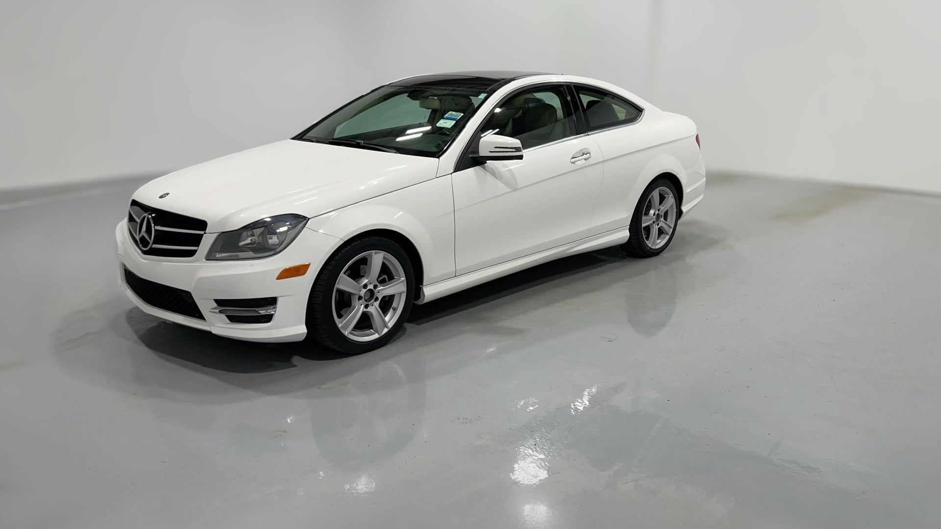 2015 Mercedes-Benz C-Class vehicle photo