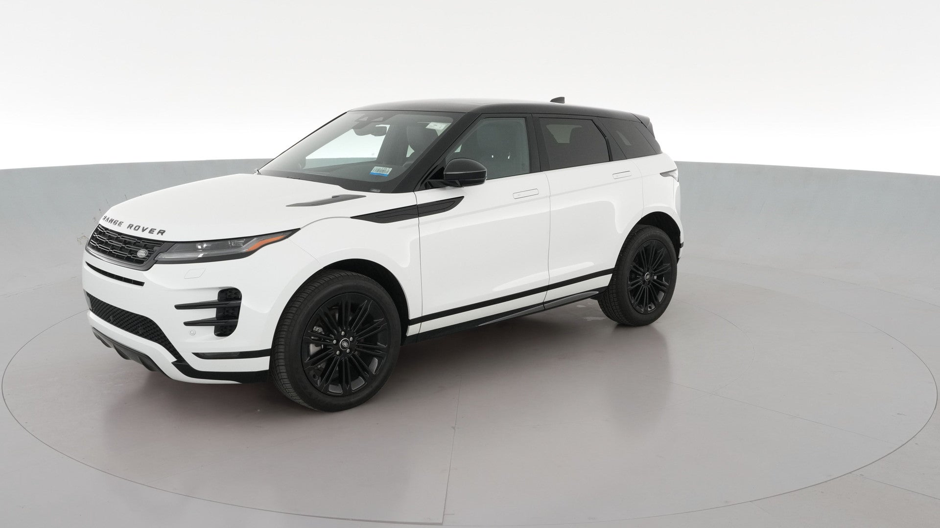 2025 Land Rover Range Rover Evoque vehicle photo