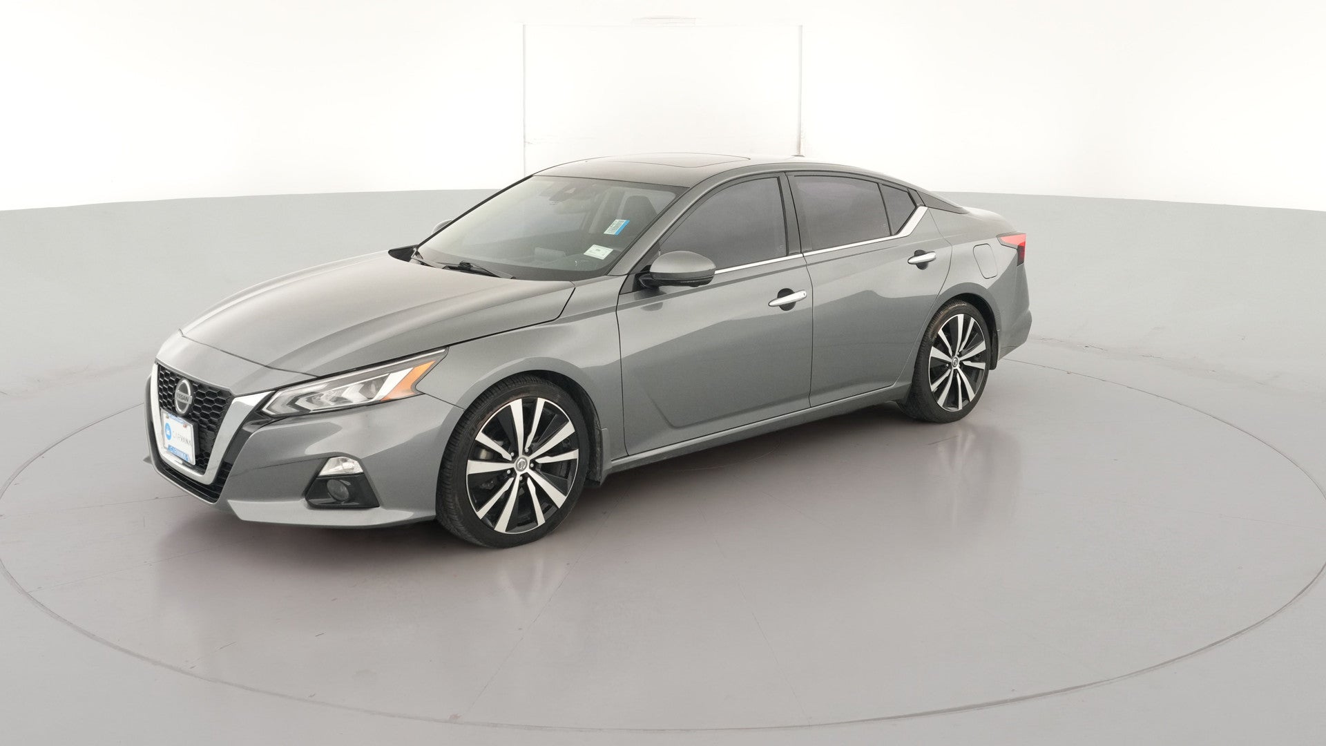 2019 Nissan Altima vehicle photo