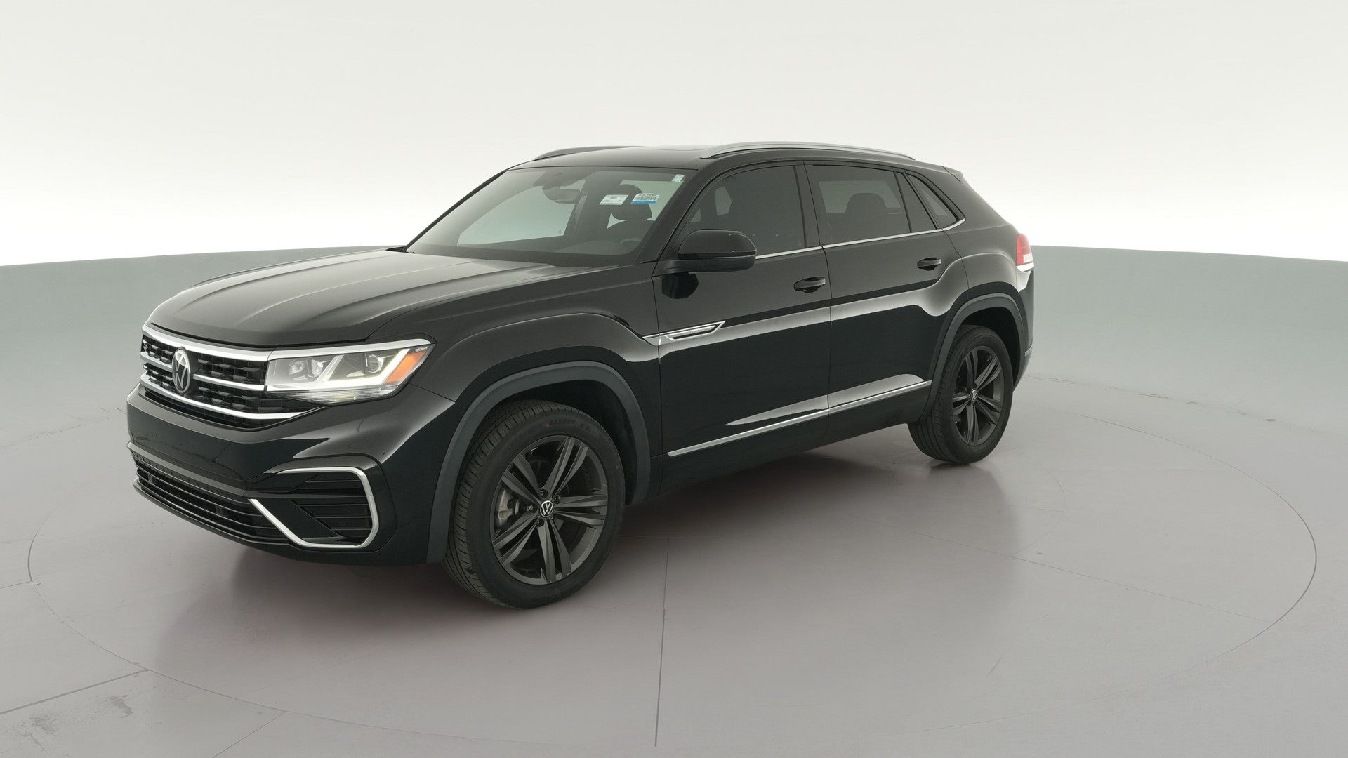 2021 Volkswagen Atlas Cross Sport vehicle photo