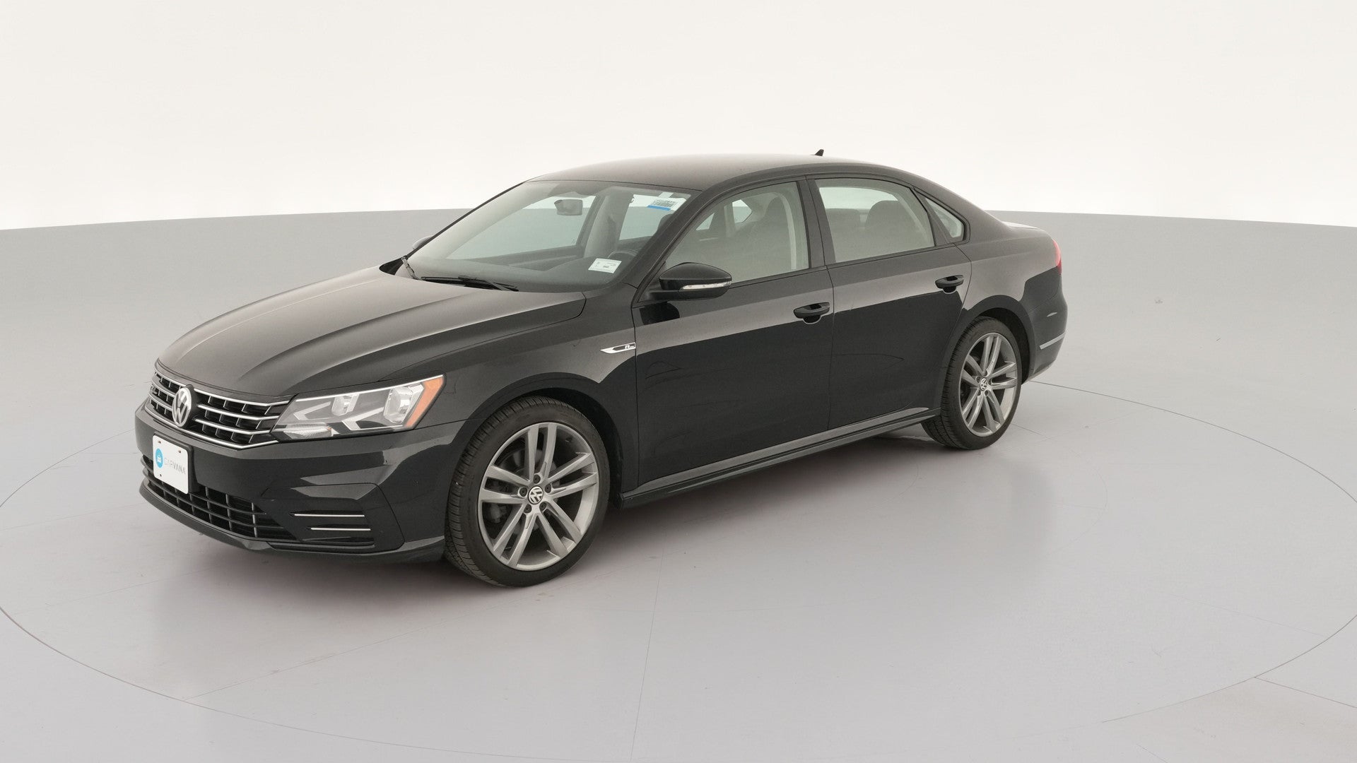 2018 Volkswagen Passat vehicle photo