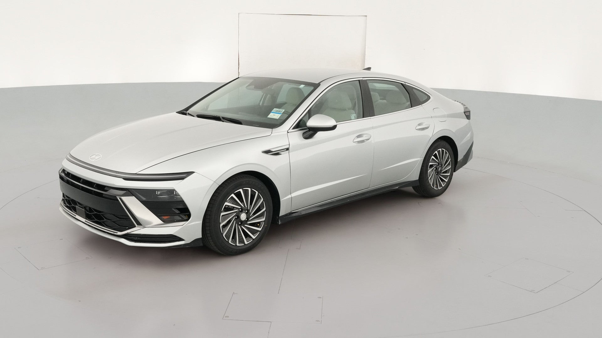 2025 Hyundai Sonata Hybrid vehicle photo