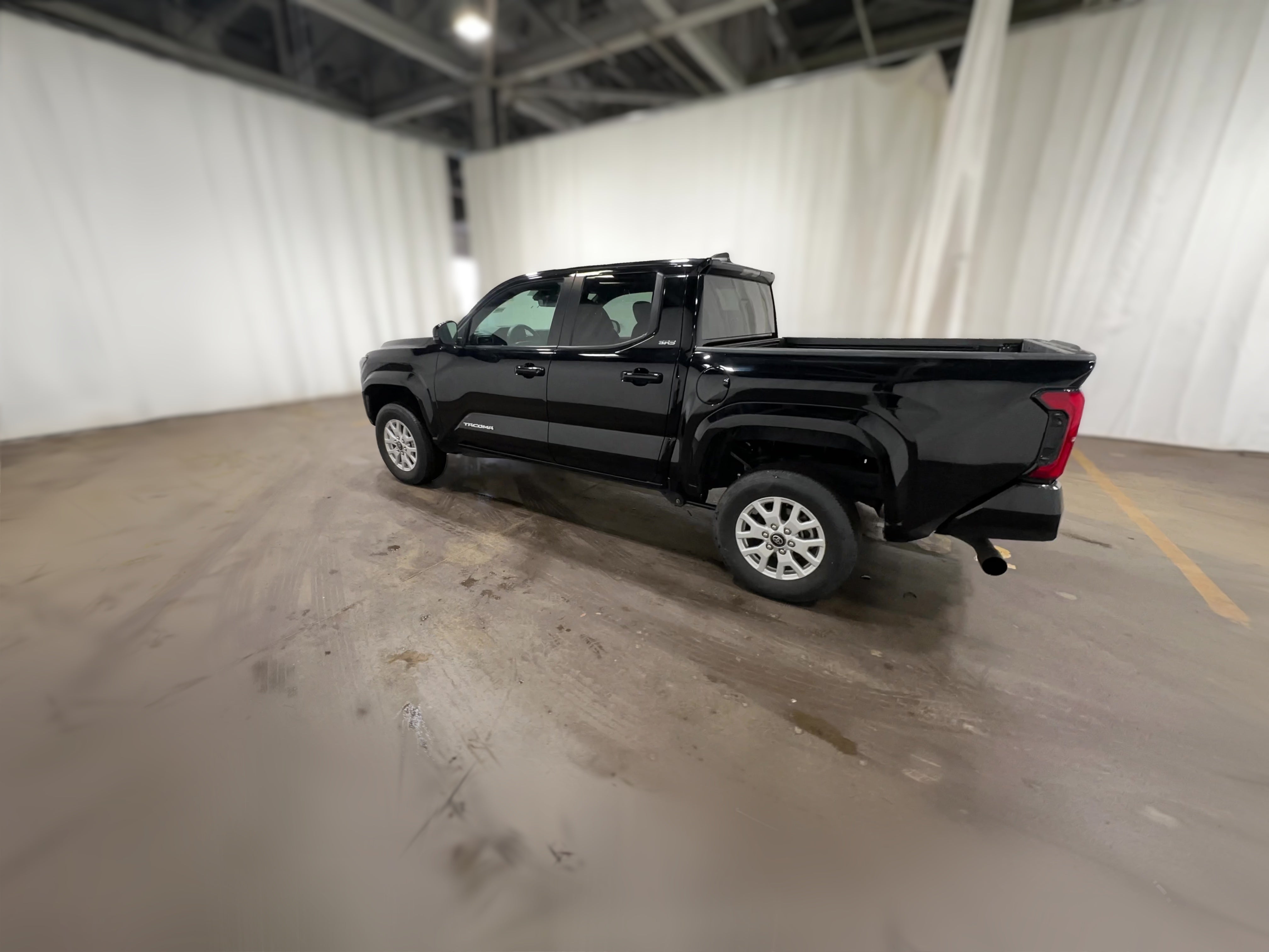 2024 Toyota Tacoma SR5 - Photo 27