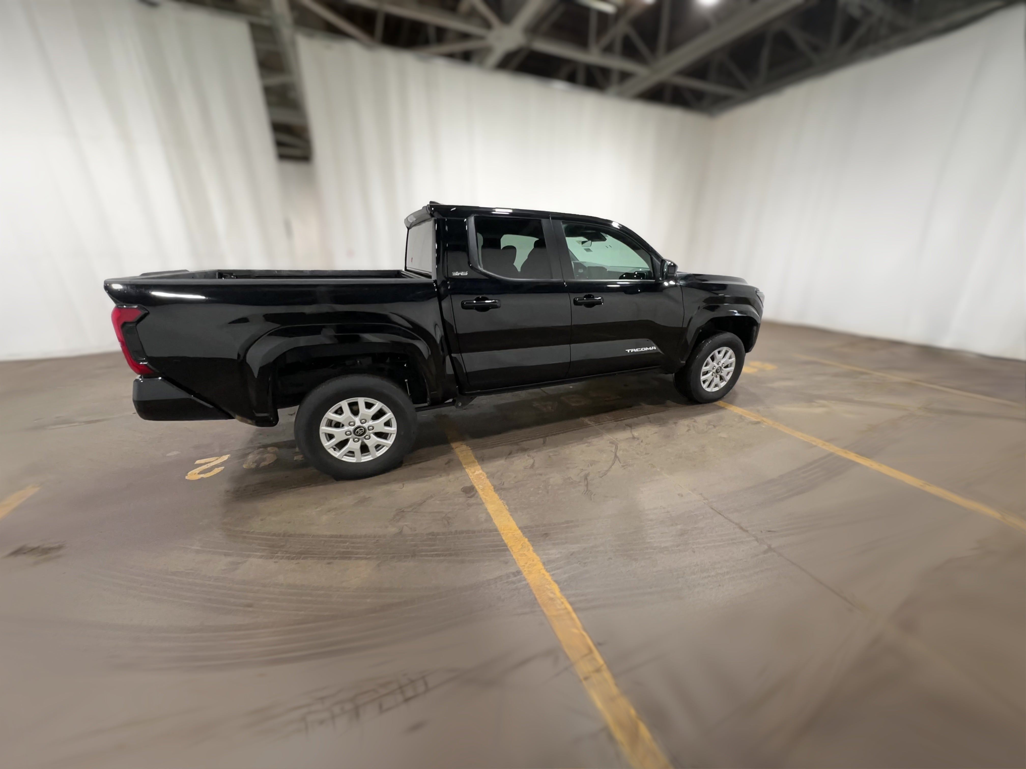 2024 Toyota Tacoma SR5 - Photo 33