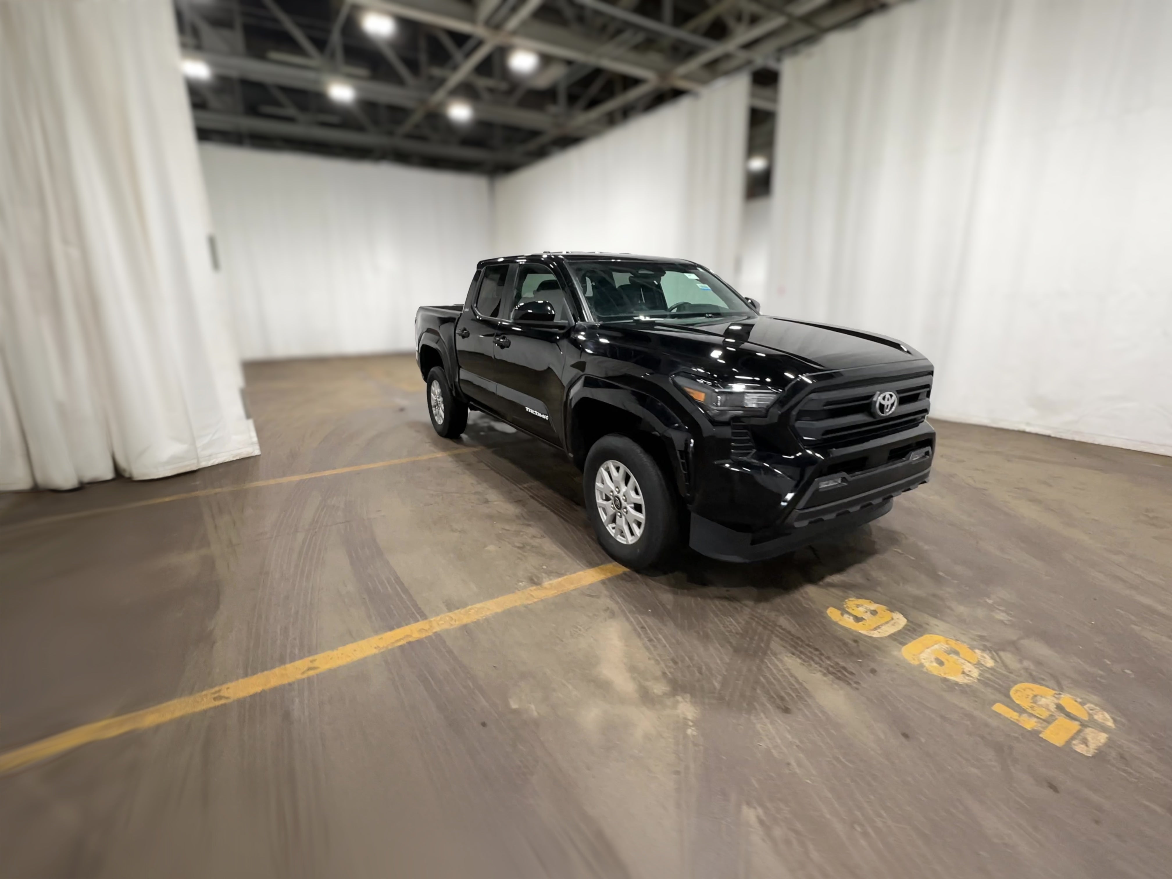 2024 Toyota Tacoma SR5 - Photo 36