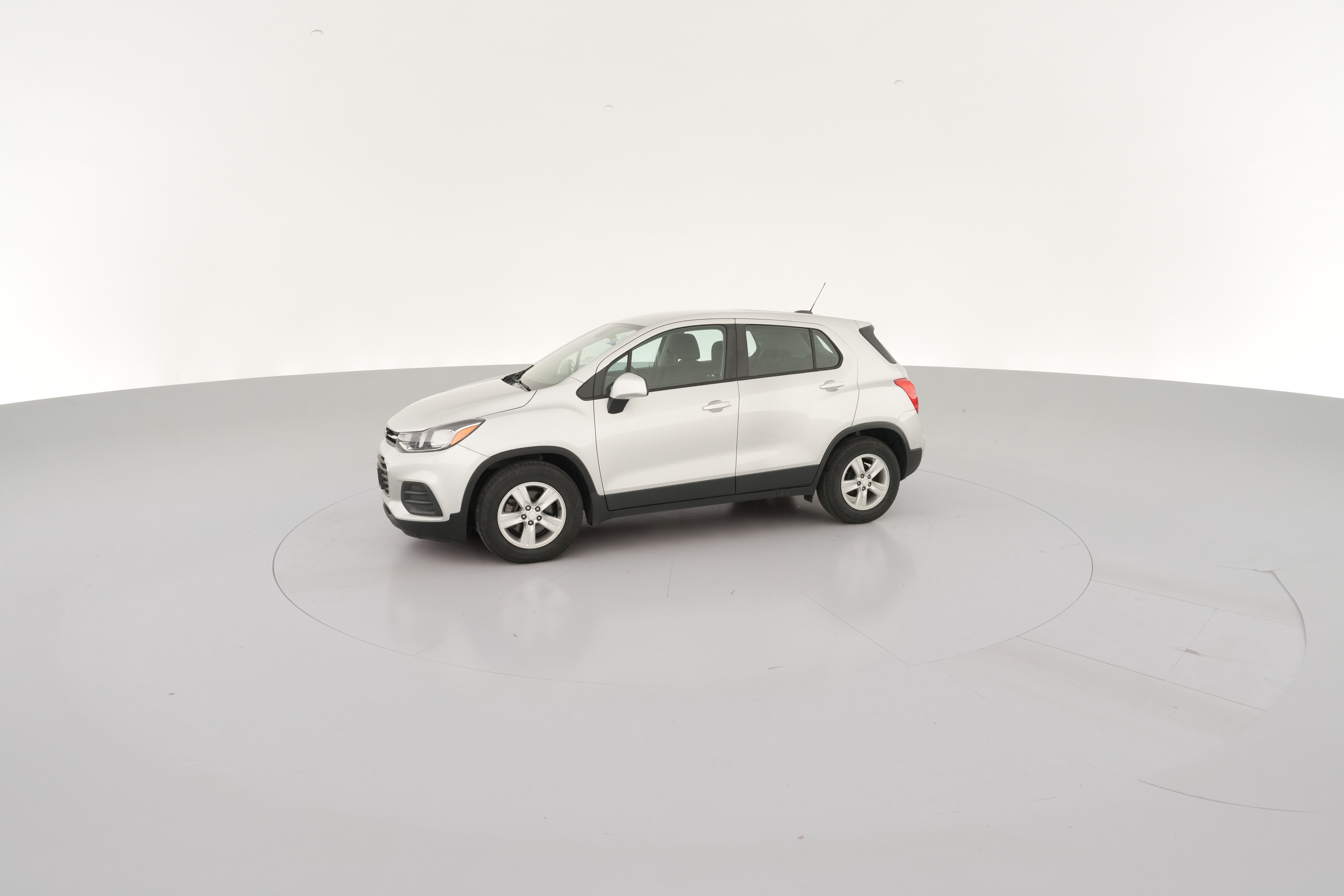 2019 Chevrolet Trax LS - Photo 22