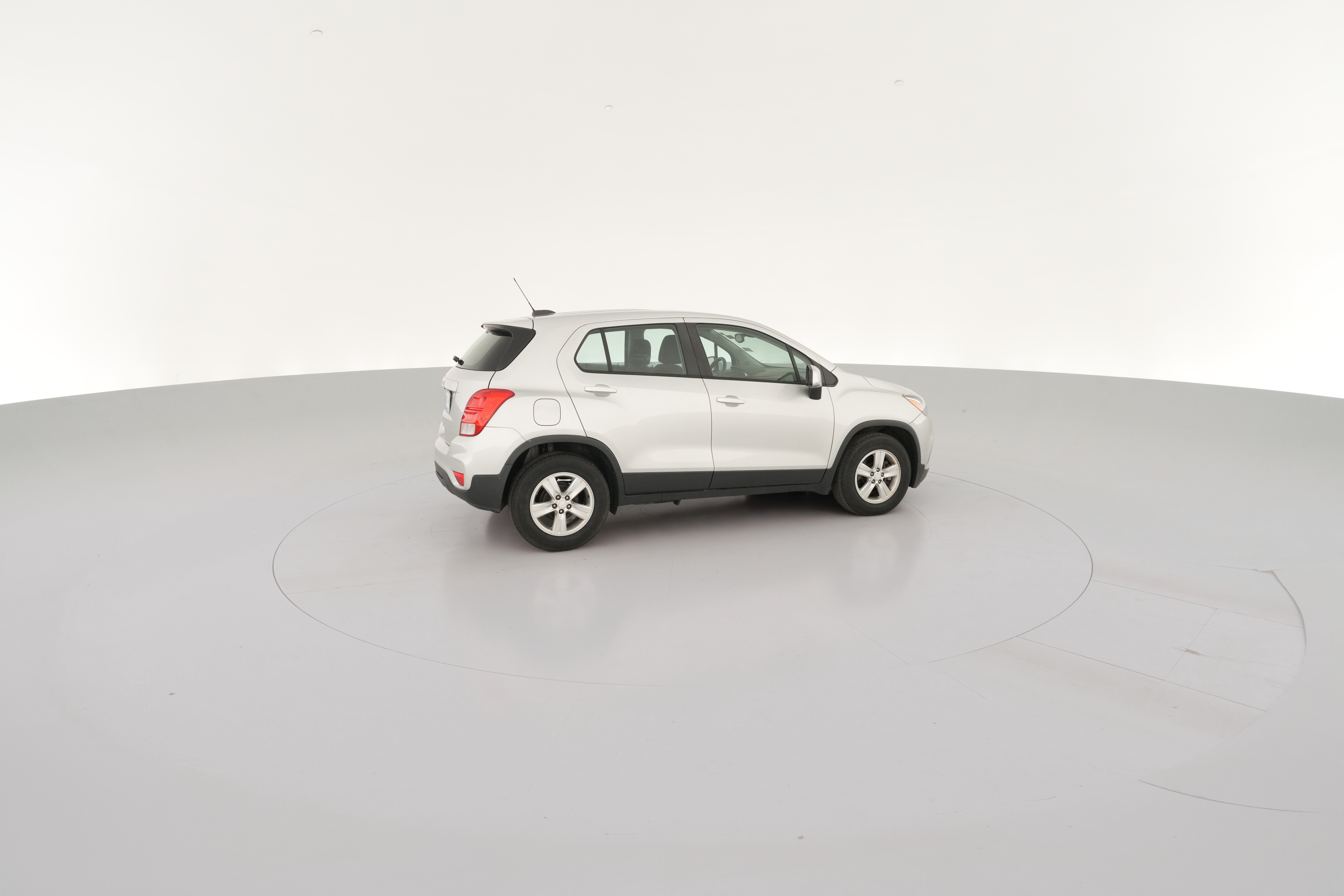2019 Chevrolet Trax LS - Photo 30