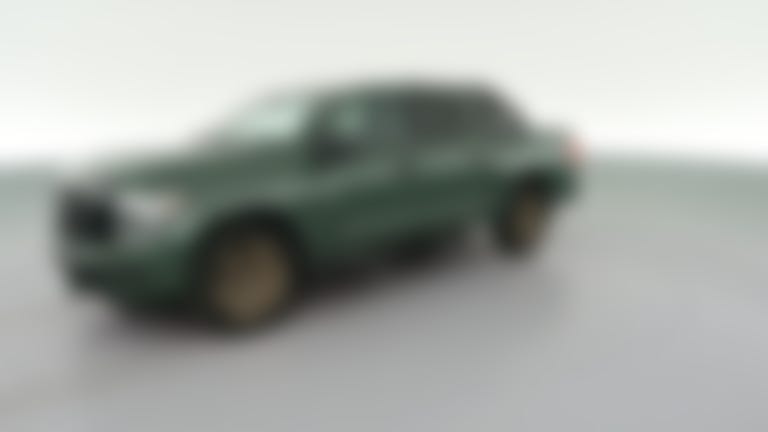 2024 Nissan Titan Crew Cab vehicle photo