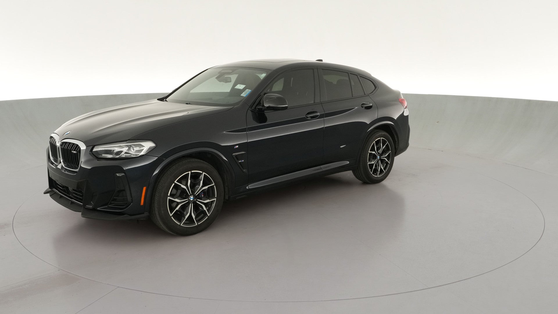 2022 BMW X4 vehicle photo