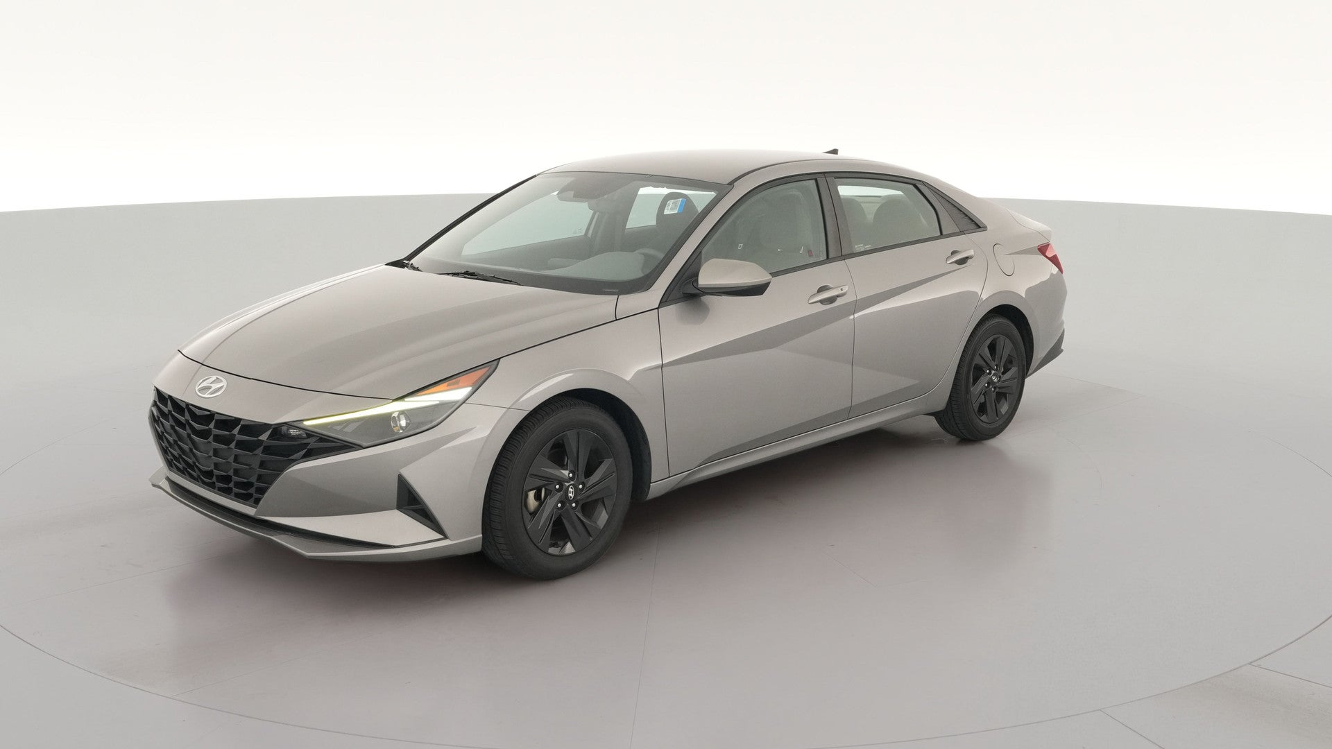 2021 Hyundai Elantra vehicle photo
