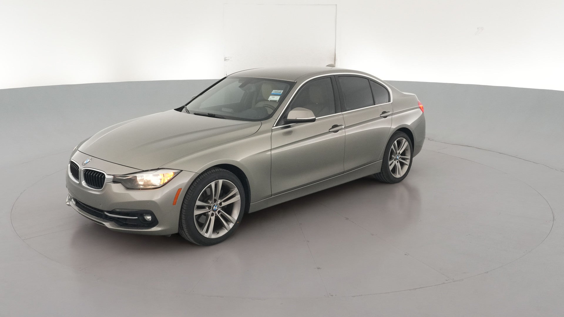 2017 BMW 3 Series vehicle photo