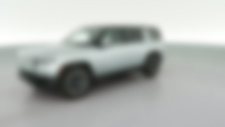 2025 Rivian R1S vehicle photo