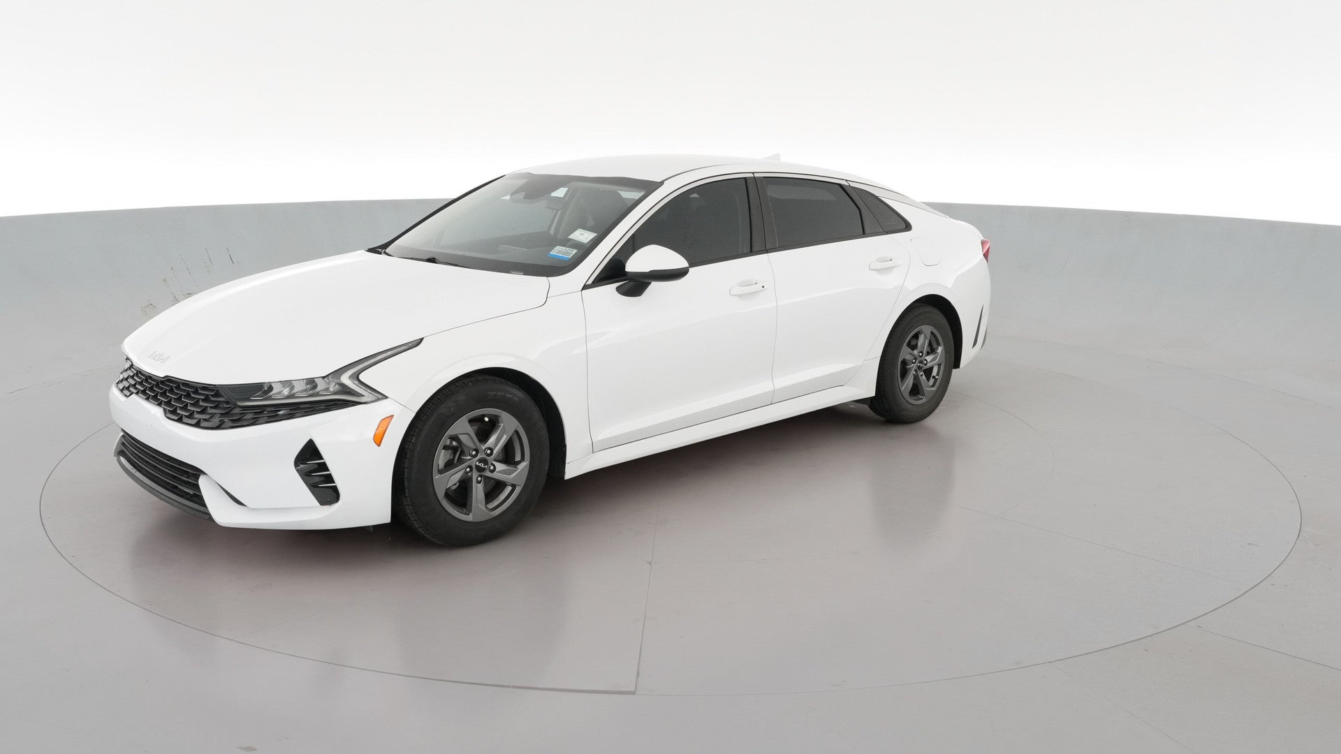 2022 Kia K5 vehicle photo
