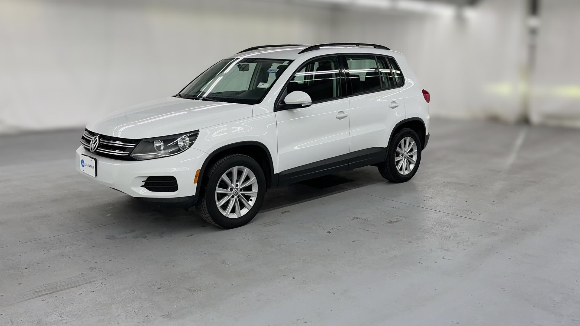 2017 Volkswagen Tiguan Limited vehicle photo