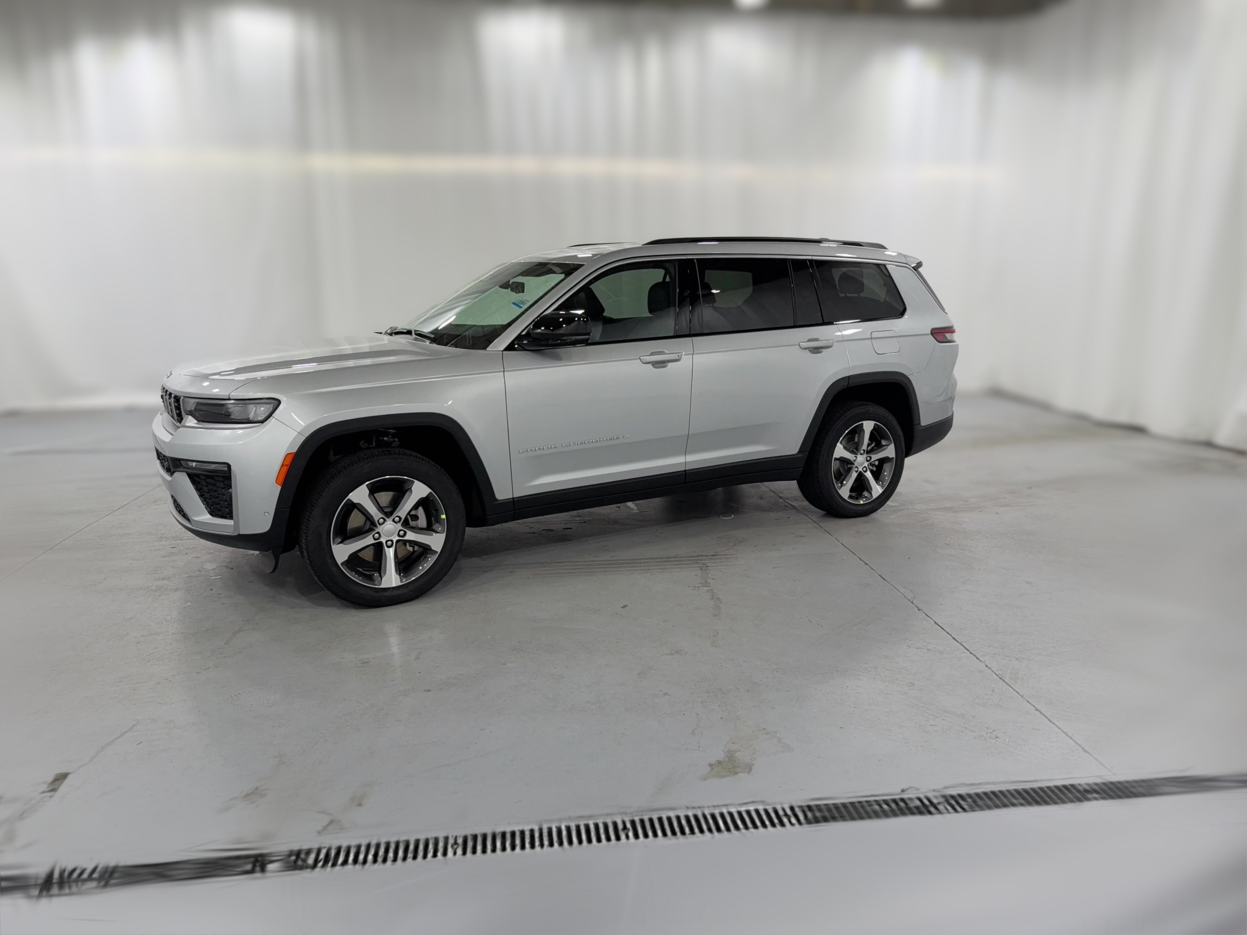 2026 Jeep Grand Cherokee L Limited - Photo 30