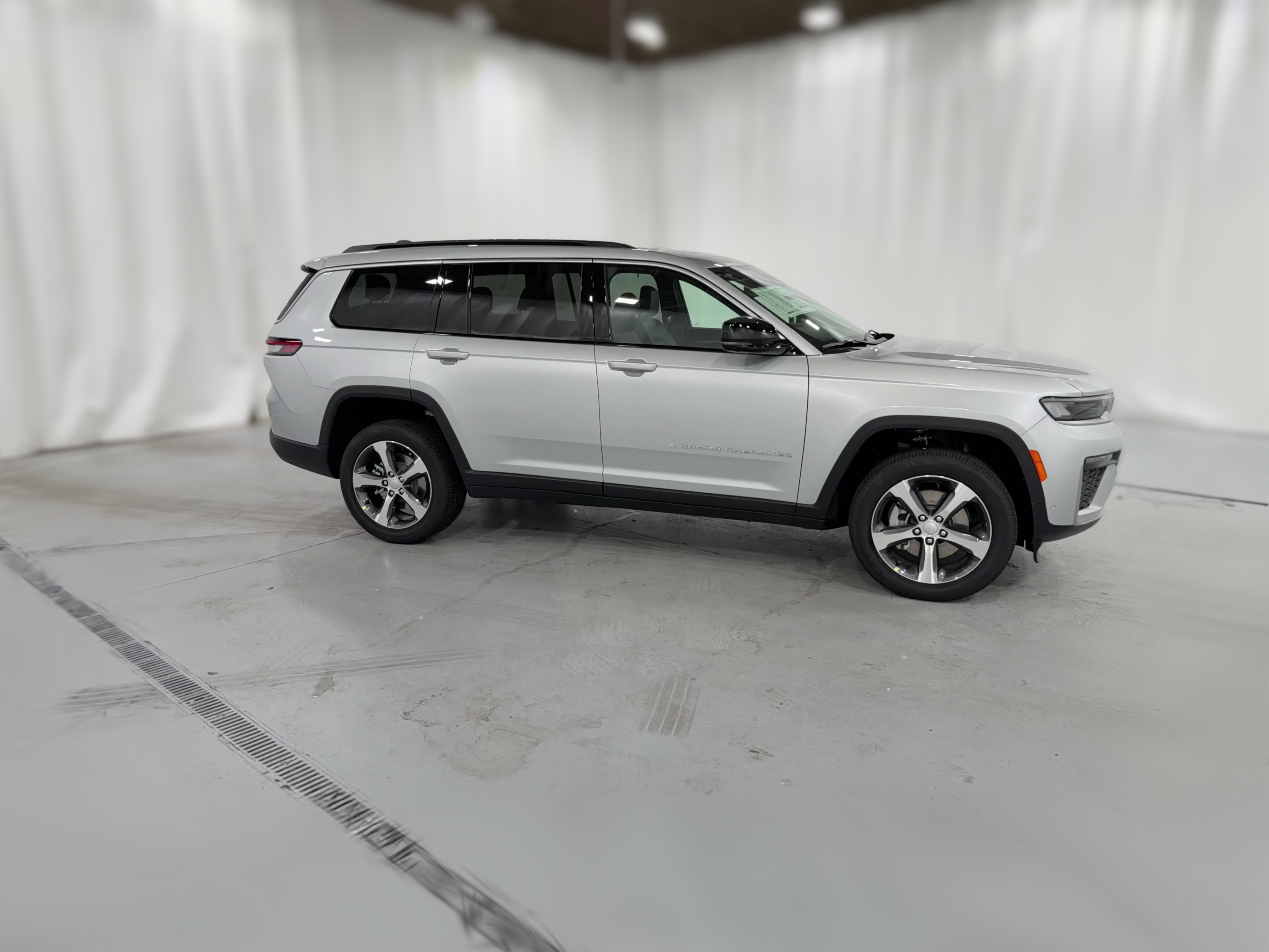 2026 Jeep Grand Cherokee L Limited - Photo 40
