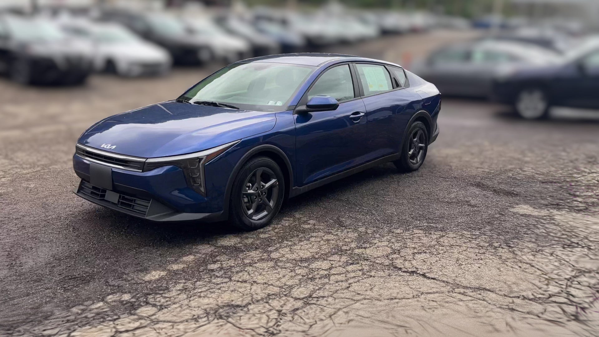 2025 Kia K4 vehicle photo