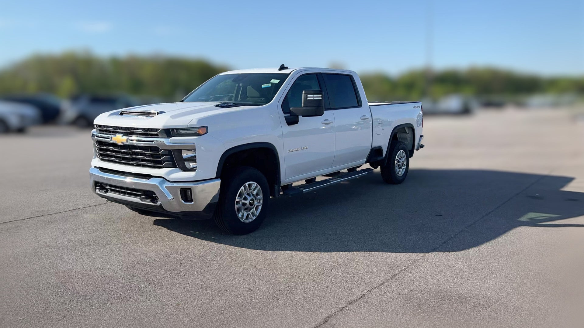 2025 Chevrolet Silverado 2500 HD Crew Cab vehicle photo