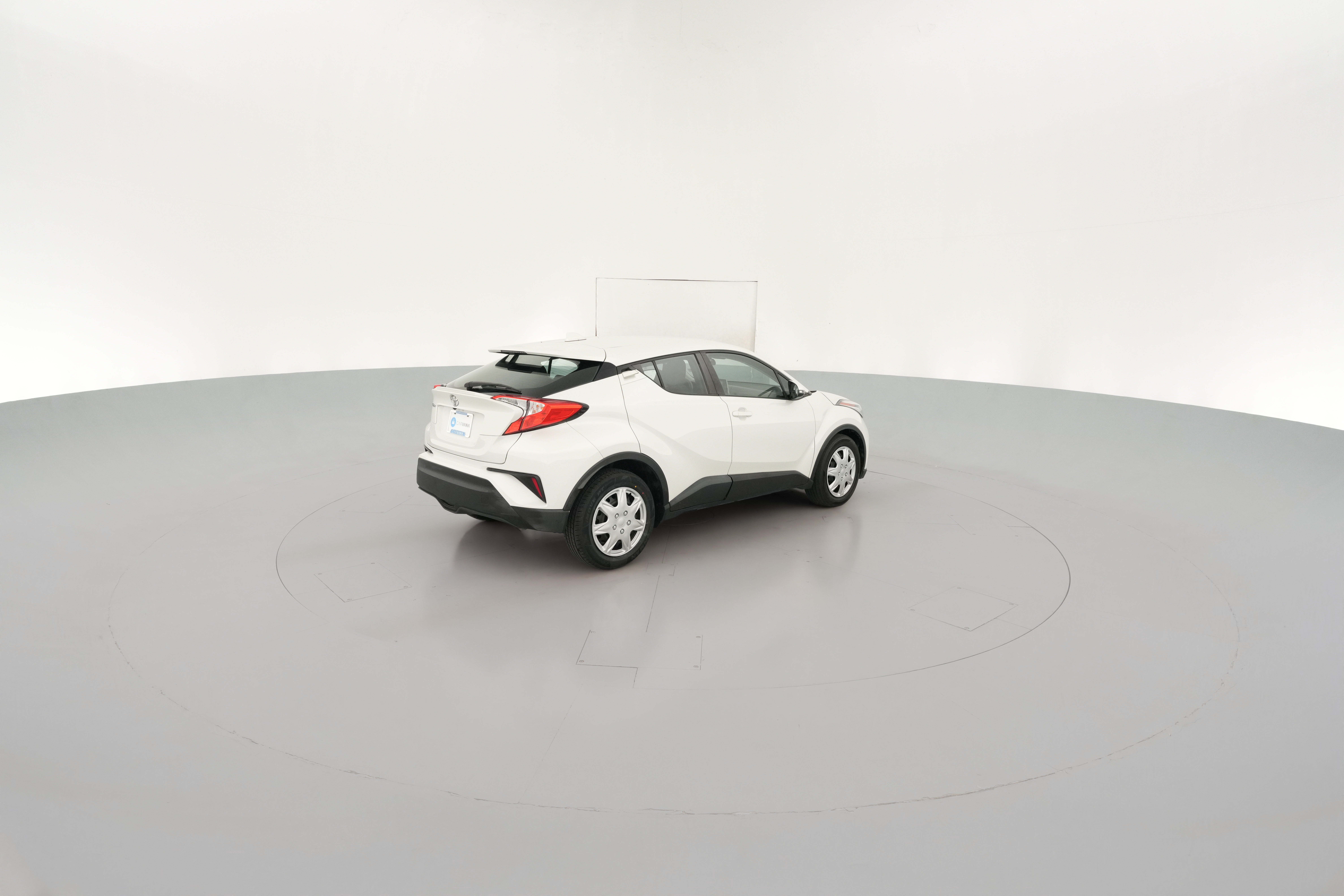 2021 Toyota C-HR LE - Photo 30