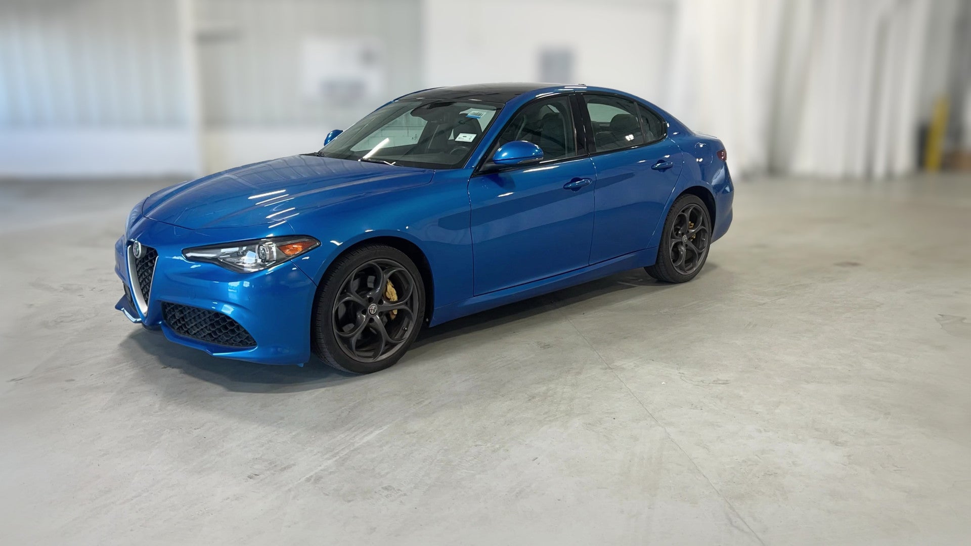 2018 Alfa Romeo Giulia vehicle photo