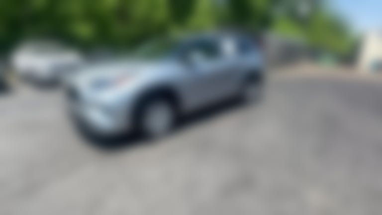 2025 Toyota Highlander vehicle photo
