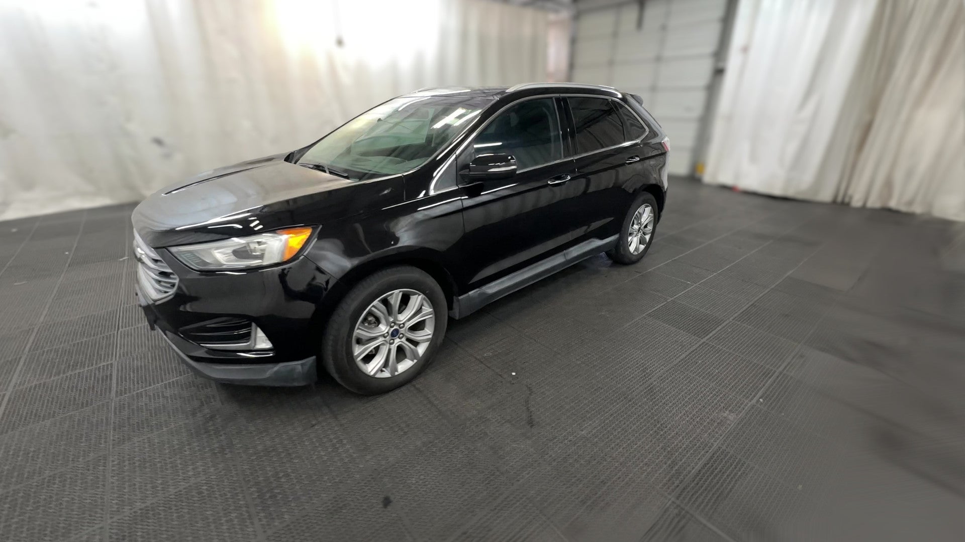 2019 Ford Edge vehicle photo