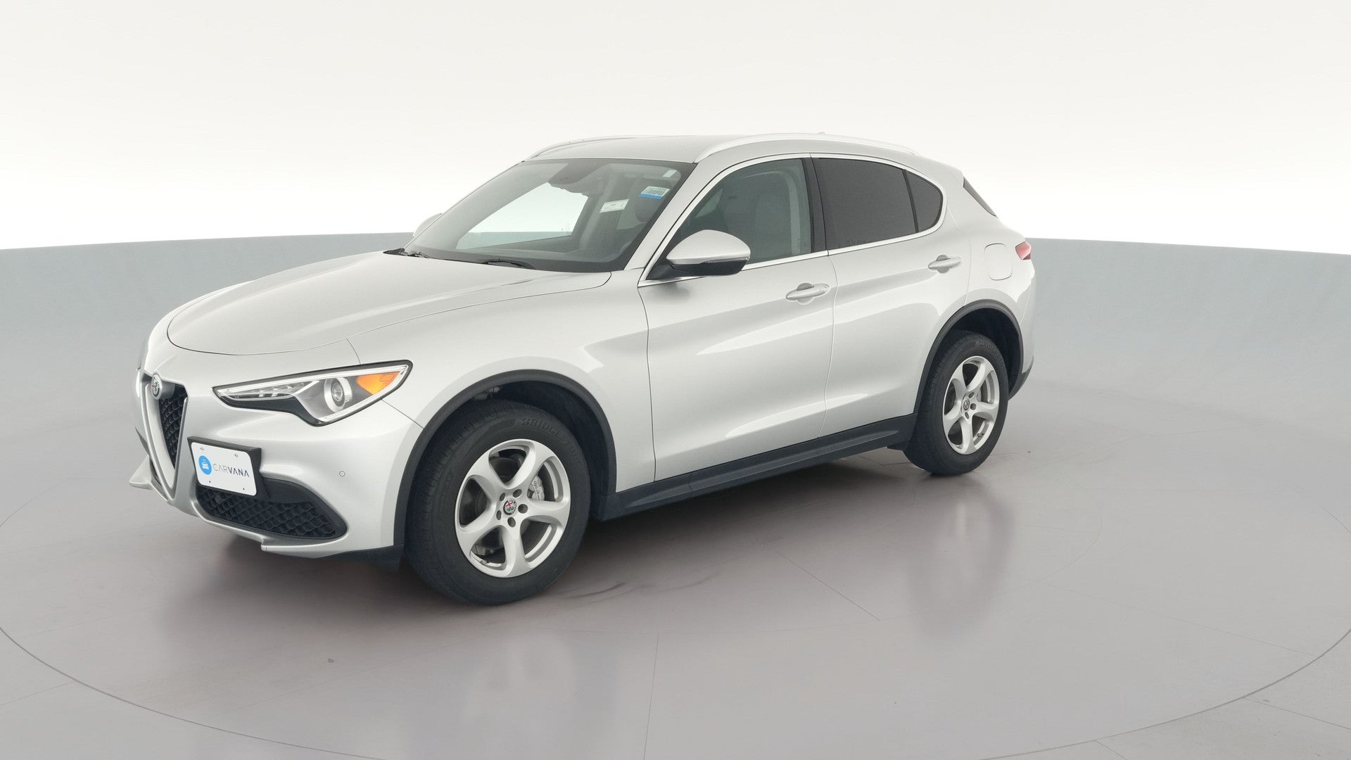 2018 Alfa Romeo Stelvio vehicle photo