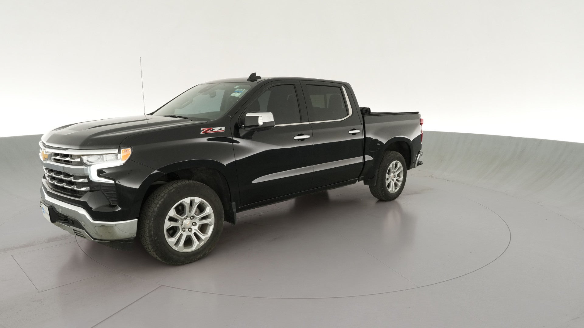 2023 Chevrolet Silverado 1500 Crew Cab vehicle photo