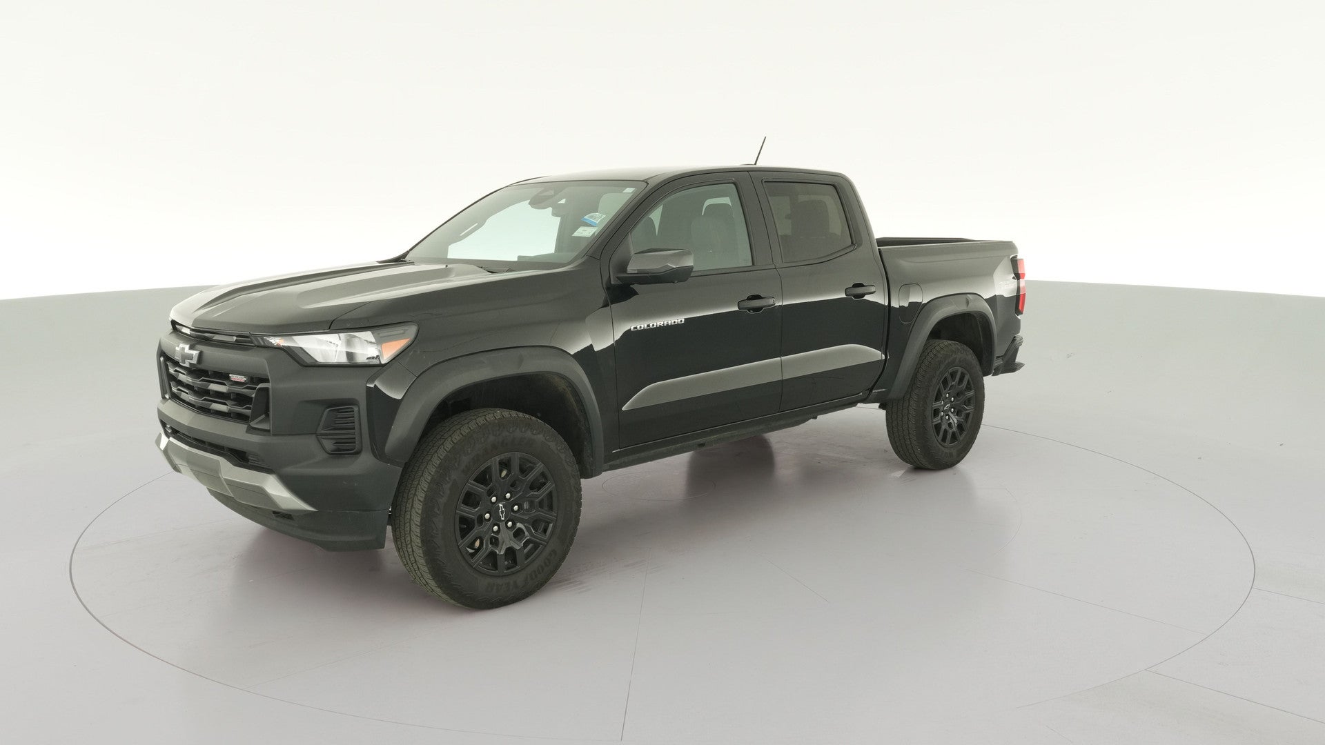 2025 Chevrolet Colorado Crew Cab vehicle photo