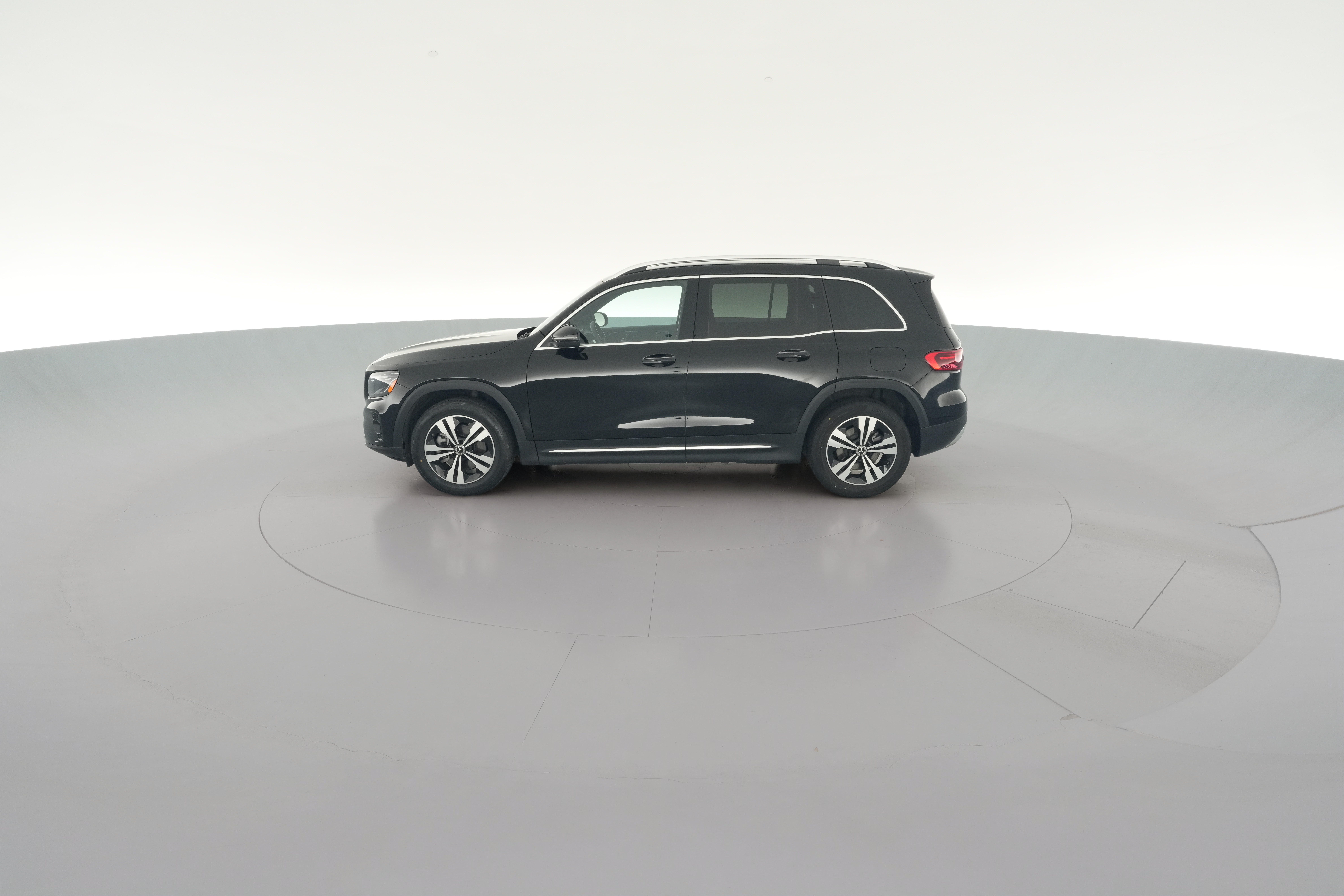2025 Mercedes-Benz GLB Base - Photo 46